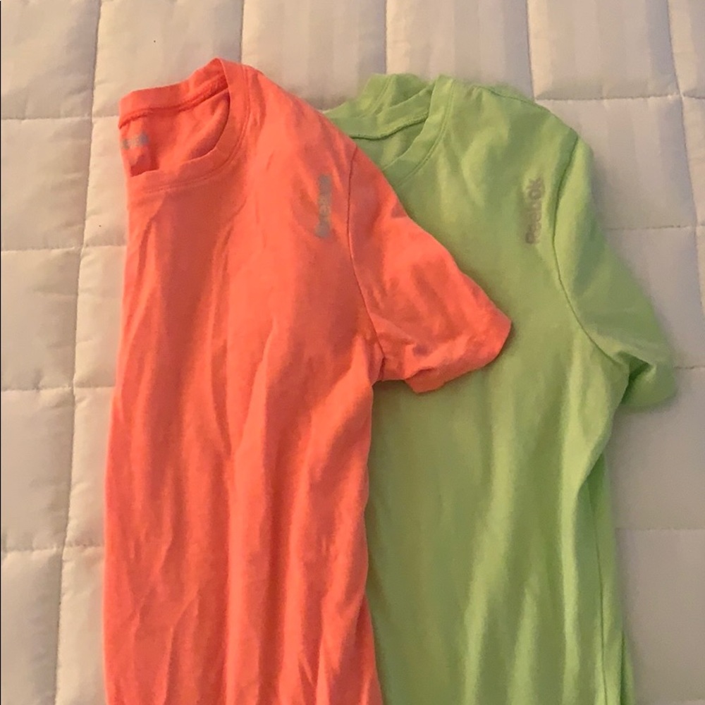 Women’s workout shirts